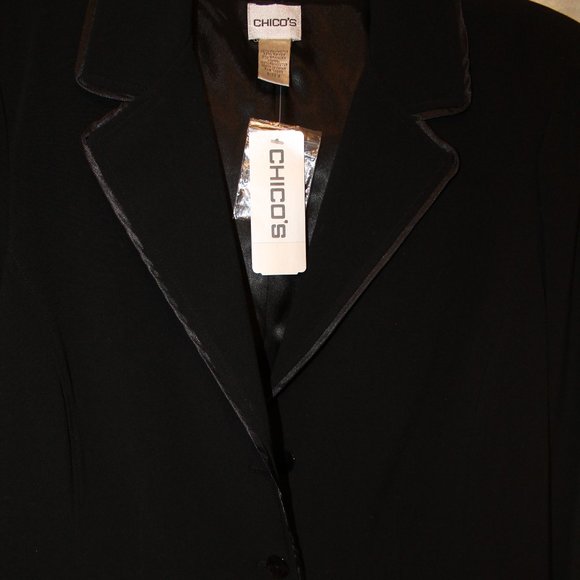 👉NWT! Sharp black blazer from Chico's sz 2=Large - Picture 4 of 8